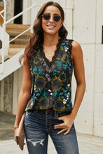 Load image into Gallery viewer, Sunflower Print Lace Trim Tank
