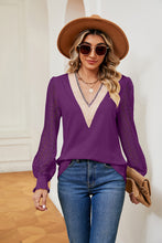 Load image into Gallery viewer, Contrast V-Neck Long Sleeve Blouse
