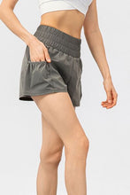Load image into Gallery viewer, Elastic Waist Pocketed Active Shorts
