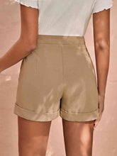 Load image into Gallery viewer, Khaki Shorts
