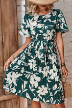 Load image into Gallery viewer, Floral Round Neck Tie Belt Pleated Dress
